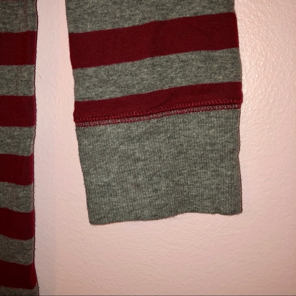 Hollister 3/4 Sleeve Tee - Picture 3 of 4